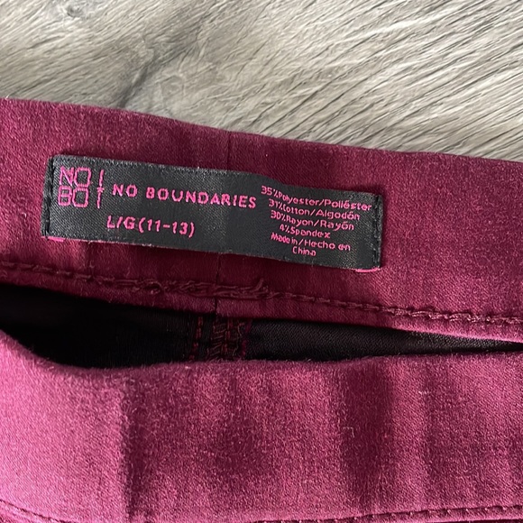 2 Pair 1-black 1-burgundy No Boundaries Size L (11-13)$20!BOTH Good Condition - Picture 5 of 5